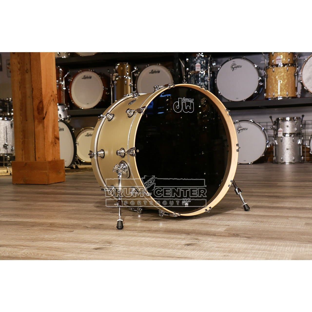 DW Performance Bass Drum 24x18 Hard Satin Gold Mist