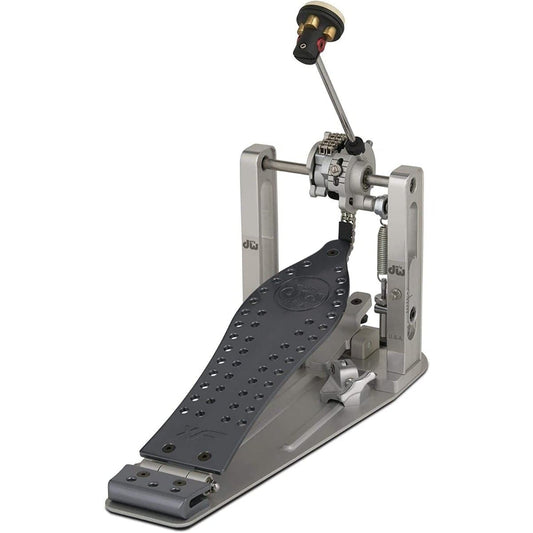 DW DWCPMCDXF MFG Series Chain Drive Single Bass Drum Pedal Xf